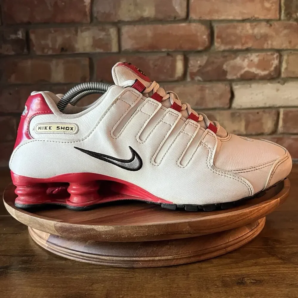 Nike Shox NZ White Red Black 378341-110 Mens Size 10 Low Top Athletic Shoes